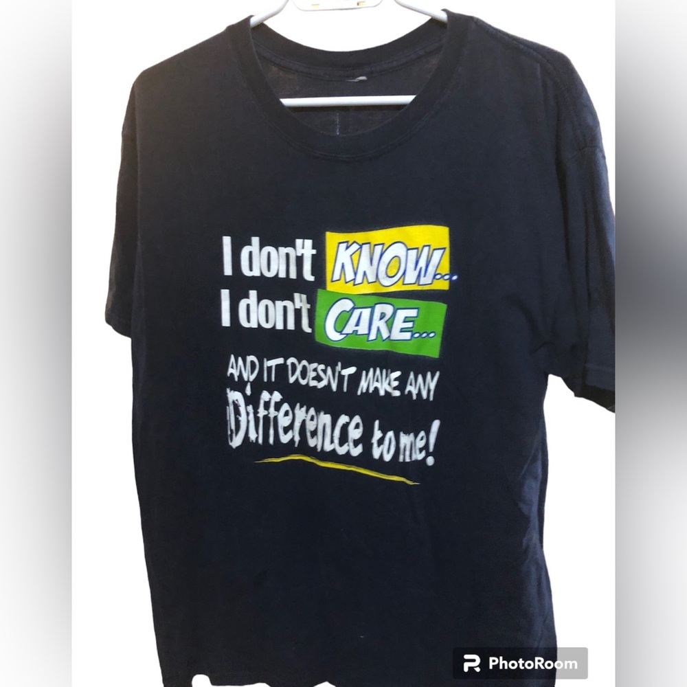 Don’t know don’t care T-shirt, tag cut XL navy